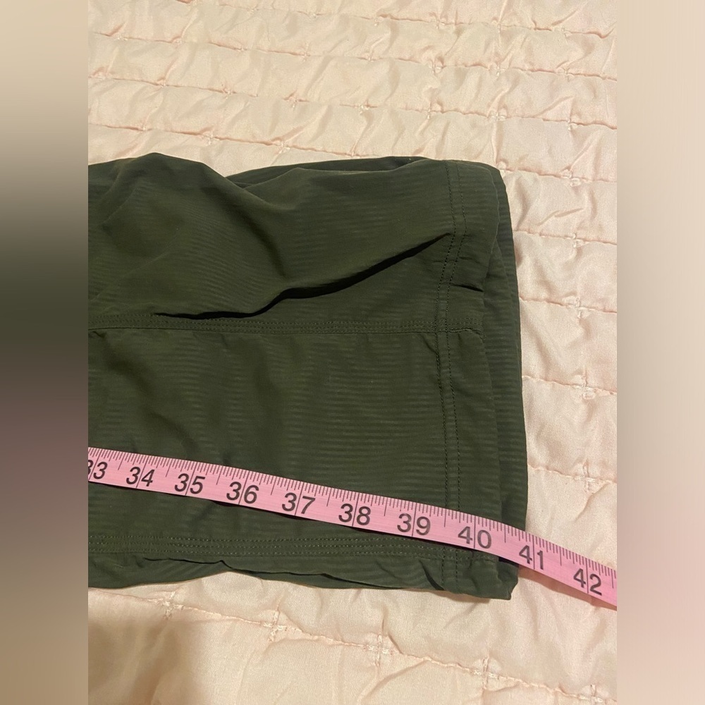 Lululemon pants - Picture 10 of 10